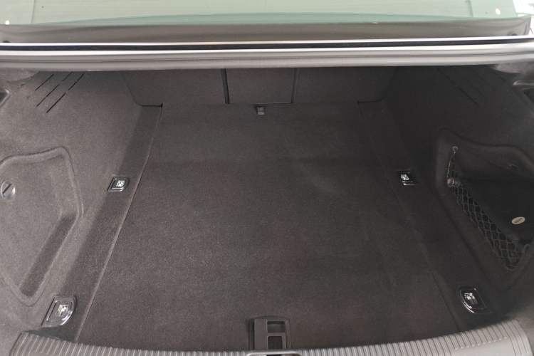 Used Audi A4L 2019 40 TFSI Ambition Version China V