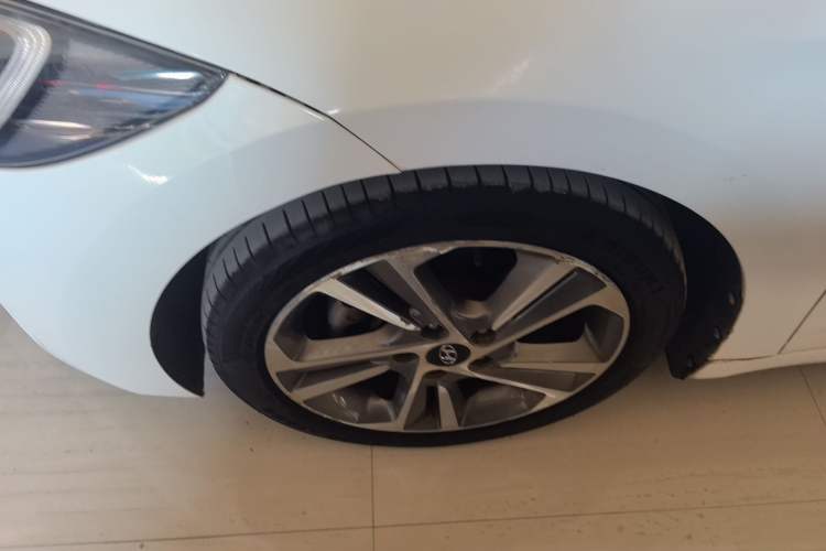 Used Hyundai Elantra 2016 1.6L Automatic ZhiXuan – Elite Version