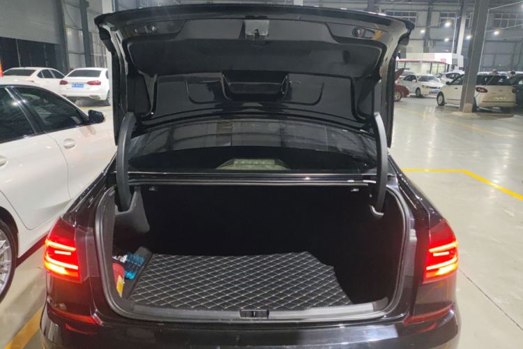 Used Volkswagen Passat 2017 330TSI DSG Luxury Edition
