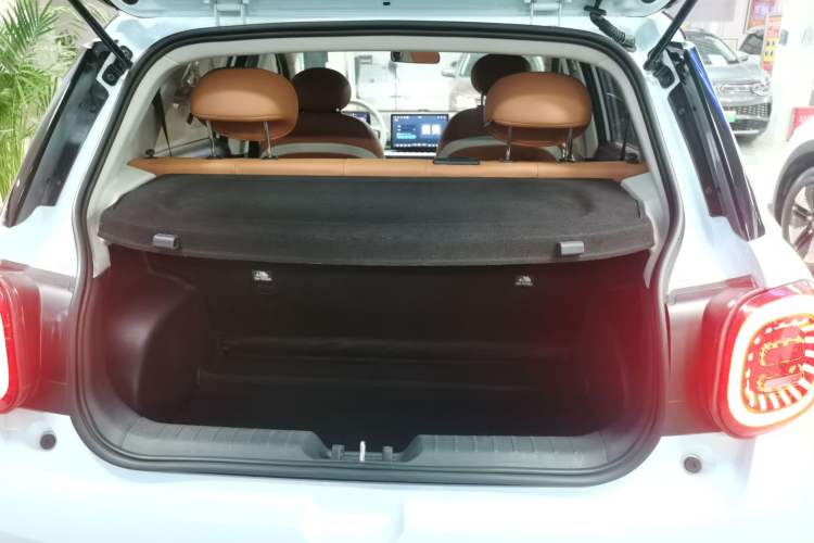 Used JAC Yiwei 3 2023 405km Air