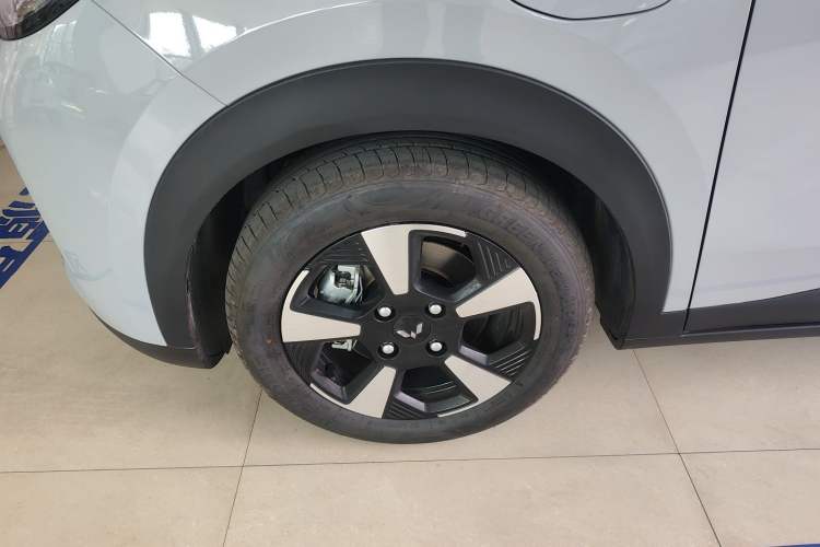 Used Wuling Bingo PLUS 2024 401 km Range 5-Seater Version
