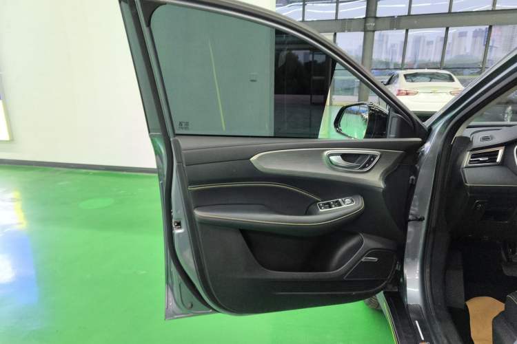 Used Roewe RX5 2021 PLUS 300TGI Automatic Ali National Trend Luxury Ronglin Edition
