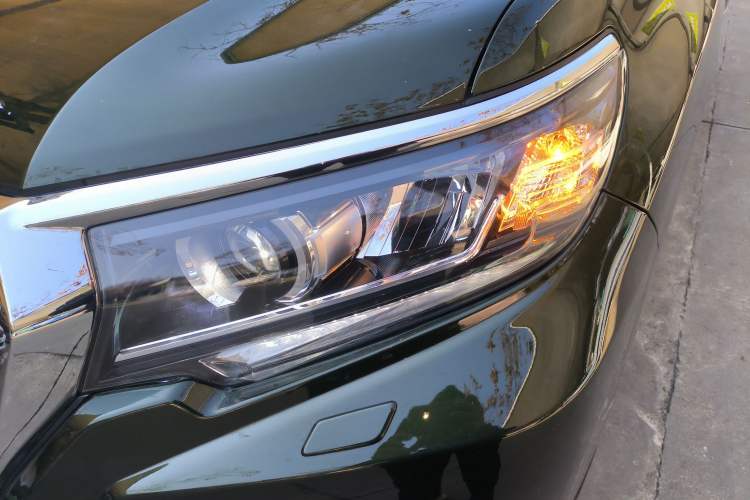 Used Toyota Prado 2018 3.5L Automatic TX-L with Rear-Mounted Spare Tire