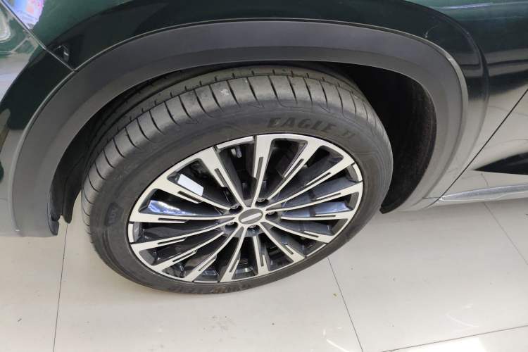 Used Geely Auto Monjaro L 2025 Dongfang Yao 2.0TD Automatic All-Wheel-Drive Wangyue Edition