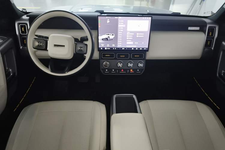 Used  V23 2025 401 Two-Wheel Drive Intelligent Driving Version