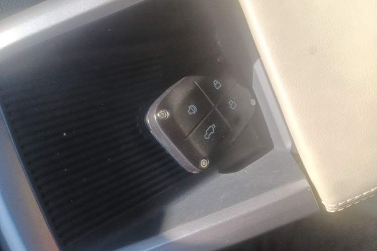 Used  V23 2025 501 Four-Wheel Drive Intelligent Driving Version