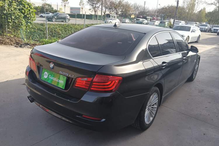 Used BMW 5 Series 2014 525Li Leading Model
