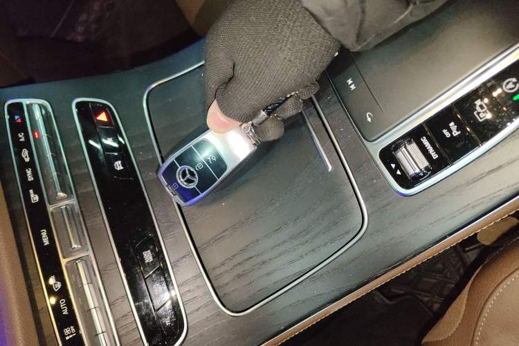 Used Mercedes-Benz E-Class 2021 E 300 L Sport Premium Edition
