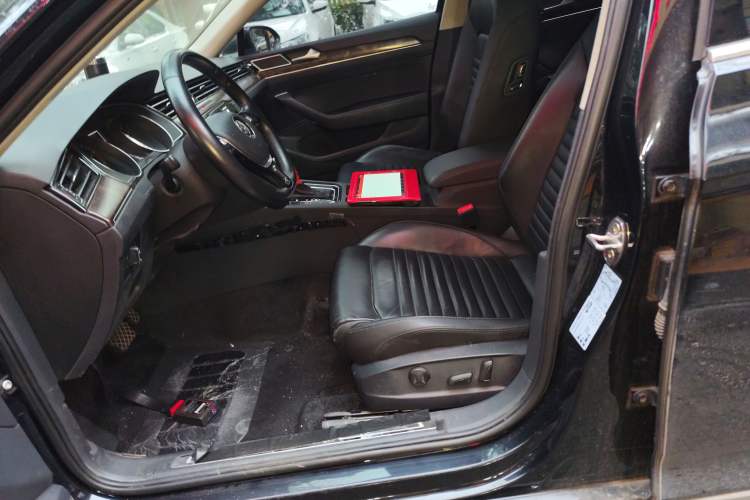 Used Volkswagen Magotan 2018 Facelift 330TSI DSG Luxury Model
