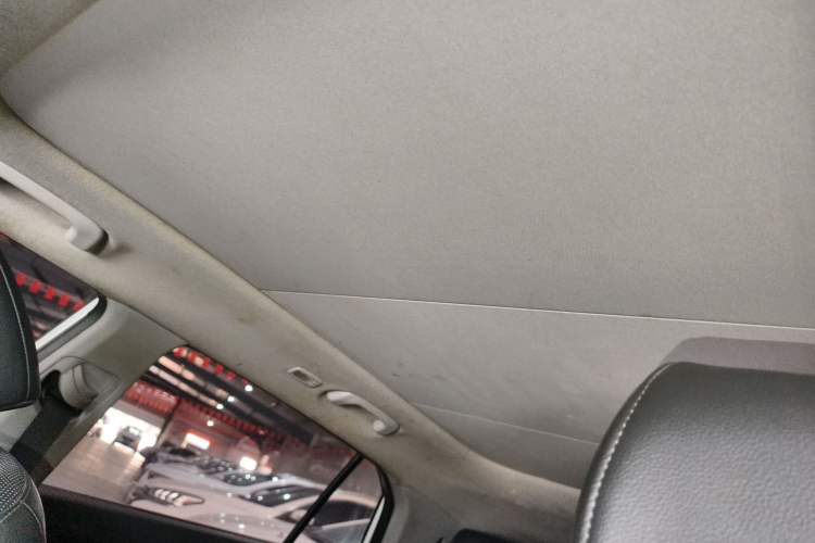 Used Hyundai ix25 2015 1.6L Automatic Two-Wheel Drive Smart GLS Trim
