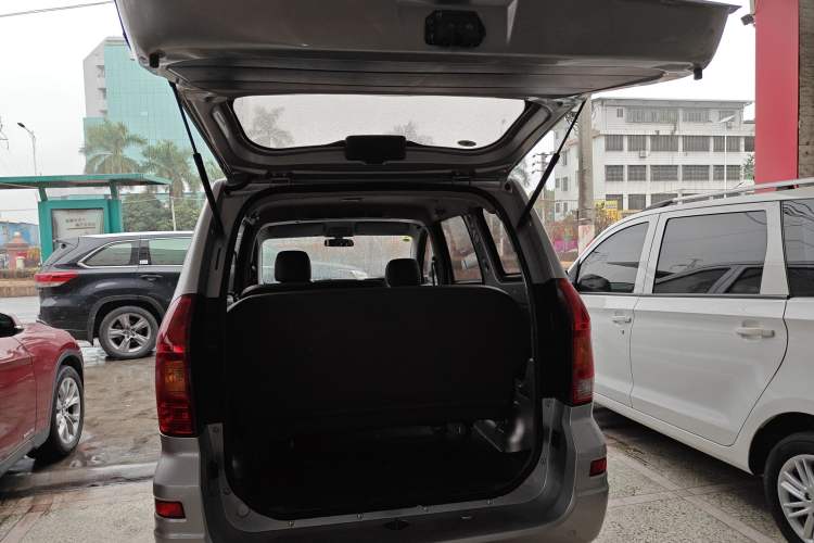 Used Dongfeng Fengon 330 2014 1.5L Manual Utility Version DK15