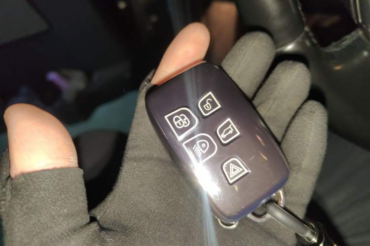 Used Land Rover Discovery 2015 3.0 SC V6 HSE Luxury