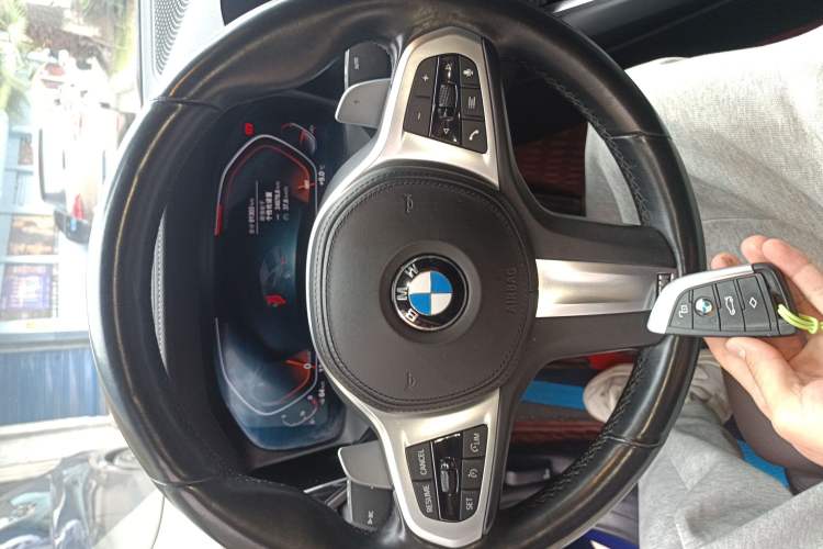 TDK.VehicleDetails.img