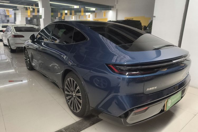 Used  Galaxy 8 2025 130km EM-P Starship Edition