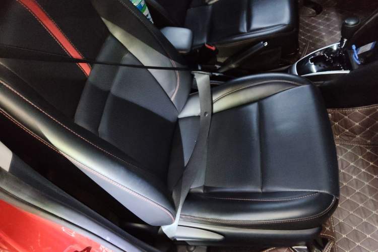 Used Toyota YARiS L 2022 X-Trail 1.5L CVT Luxury PLUS Edition
