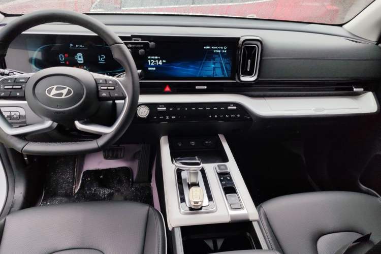 Used Hyundai ix35 2023 Musso 2.0L Prestige LUX Edition