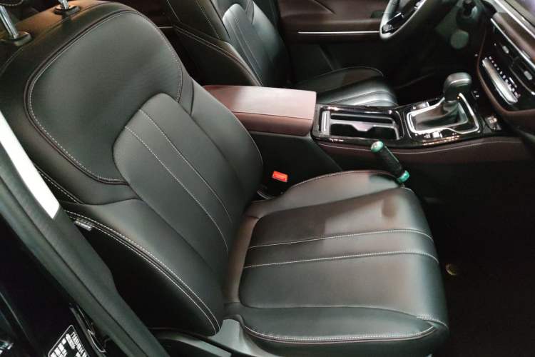 Used GAC Trumpchi M6 2023 PRO 270T DCT Luxury Edition
