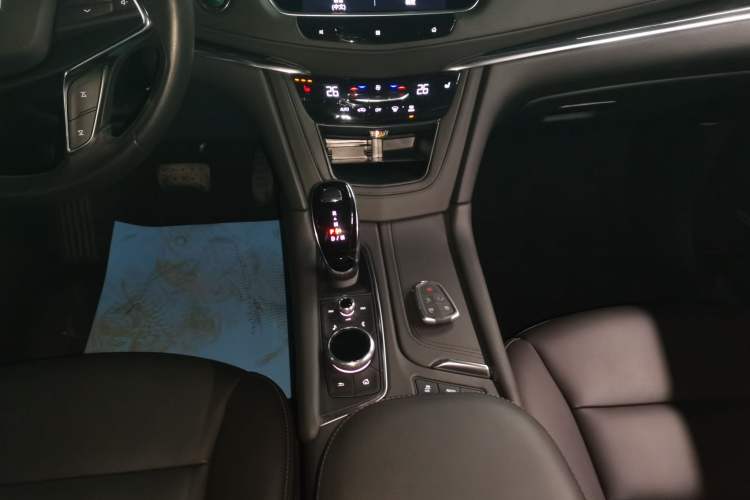 Used Cadillac XT5 2021 28T Luxury Version