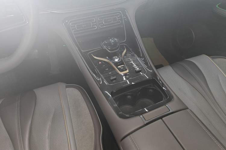 Used BYD Frigate 07 2023 DM-i 100KM Flagship Model
