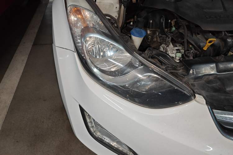 Used Hyundai Elantra 2015 1.6L Automatic Luxury Model