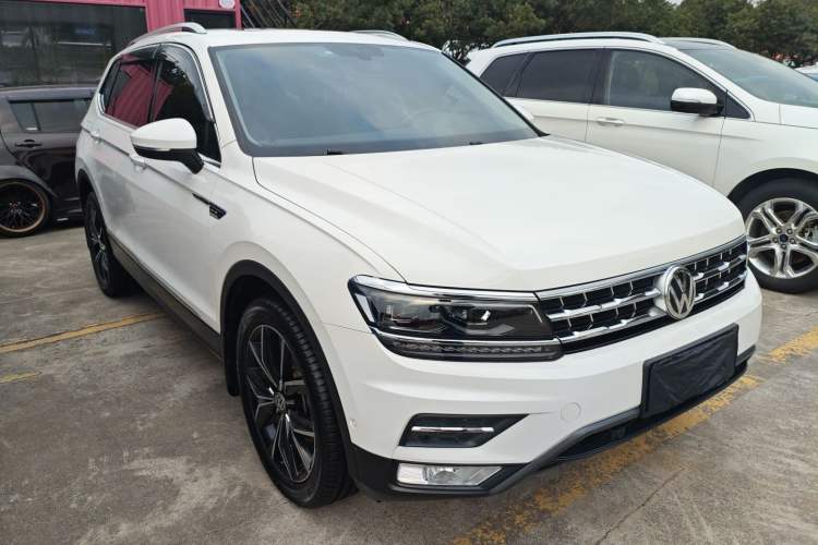 Used Volkswagen Tiguan L 2017 380TSI Automatic All-Wheel-Drive Flagship Edition
