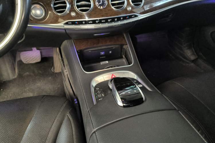 Used Mercedes-Benz S-Class 2014 S 320 L Business Model
