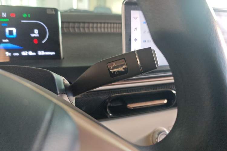 Used Cowin October 2023 201km Wave Rider Edition
