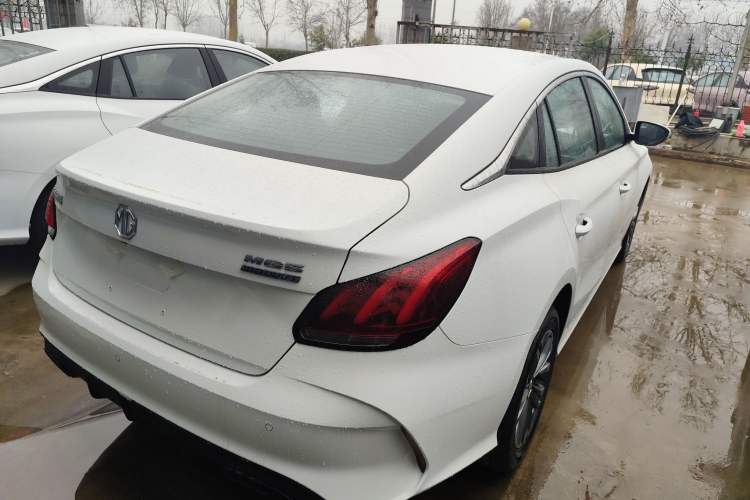 Used MG 5 2023 Facelift Model 180DVVT Manual Fashion Edition