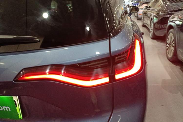 Used Nio ES8 2020 415 KM Signature Edition 7-Seater Version
