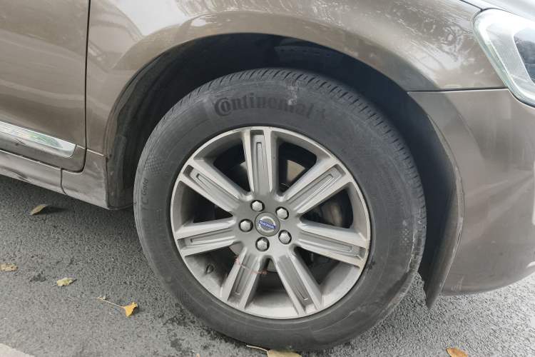 Used Volvo XC60 2017 T5 AWD Smart Range Edition
