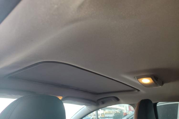 Used Volvo S60 2015 S60L 2.0T Zhiyuan Edition