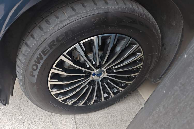 Used Denza D9 2022 DM-i 970 Four-Wheel Drive Prestige Model