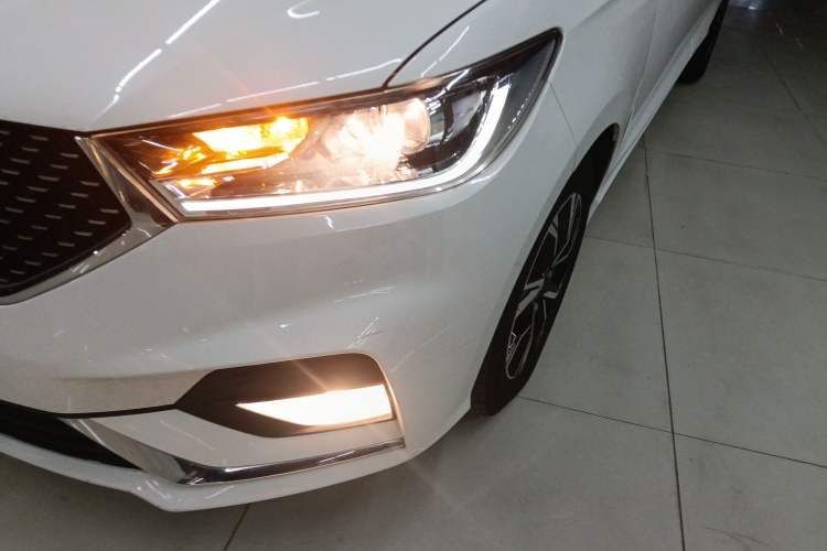 Used Baojun 360 2019 1.5L CVT Luxury Model China VI
