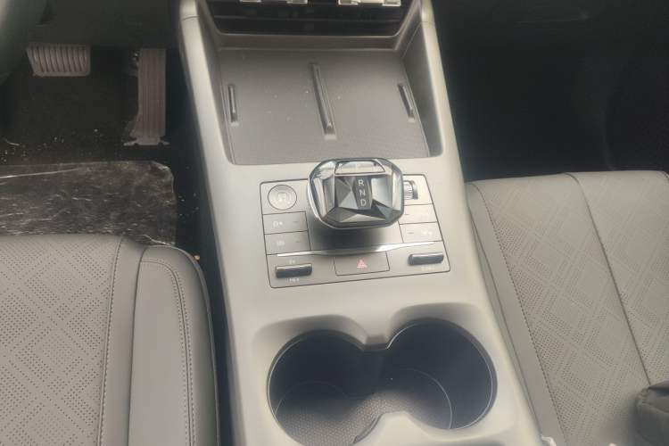 Used BYD Qin PLUS 2025 DM-i Smart Drive 55KM Leading Model
