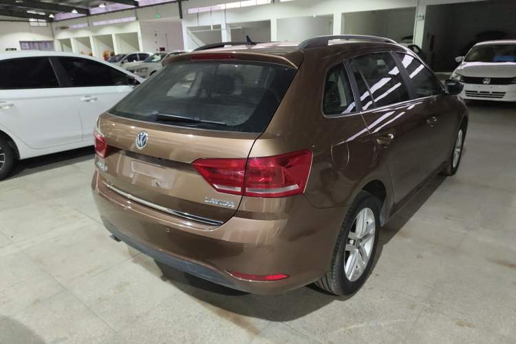 Used Volkswagen Gran Lavida 2015 1.6L Automatic Comfort Edition