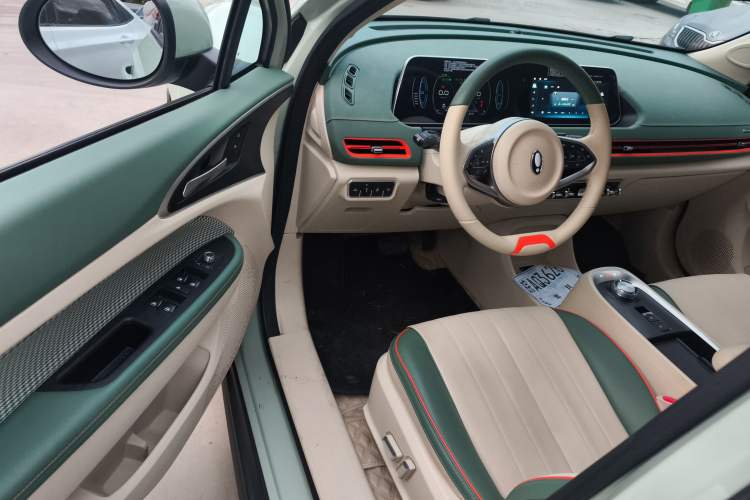 Used ORA Good Cat 2022 Morandi Edition 400km Standard Range Luxury Version Lithium Iron Phosphate
