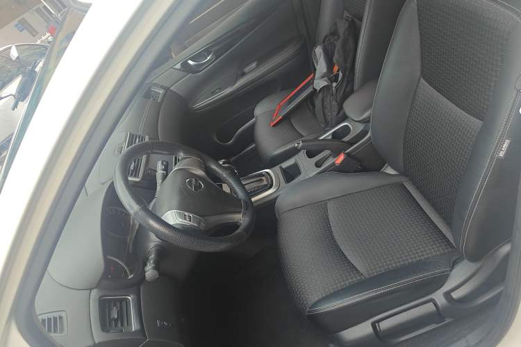 Used Nissan Tiida 2016 1.6L CVT Smart Drive Edition
