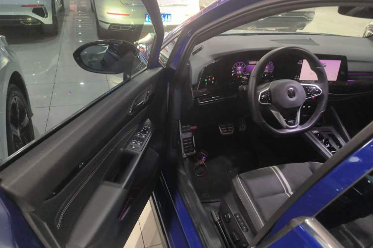 Used Volkswagen Golf 2021 280TSI DSG R-Line
