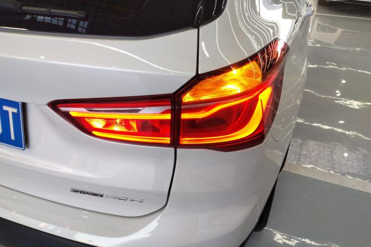 Used BMW X1 2018 sDrive20Li Leading Model