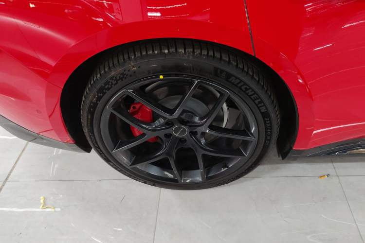 Used Hima Luxeed S7 2025 785 km Ultra