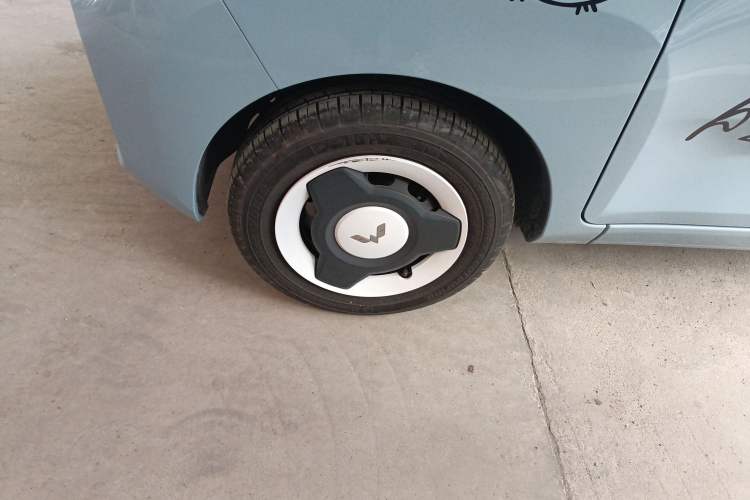 Used Wuling Hongguang MINIEV 2022 Zizai Version Lithium Iron Phosphate