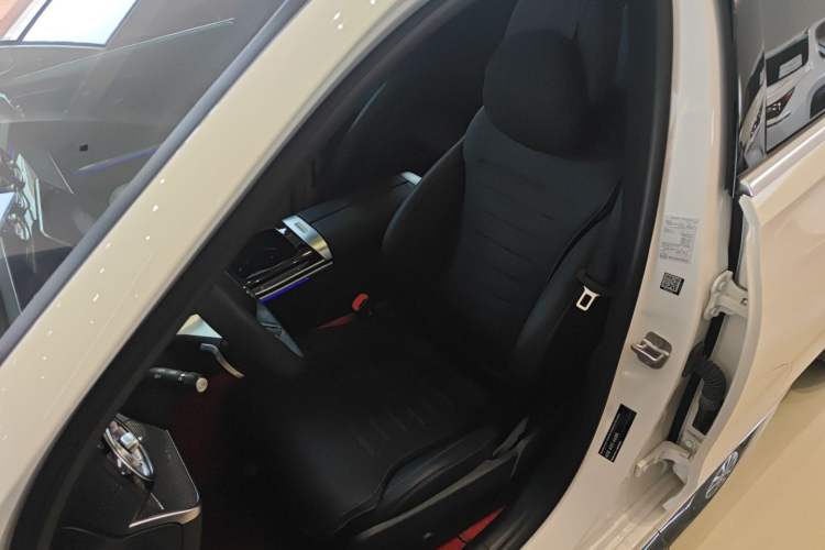 Used Mercedes-Benz C-Class 2025 C 260 L Sport Edition
