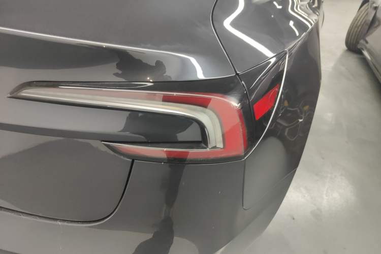 Used Tesla Model 3 2023 Long-Range All-Wheel-Drive Version
