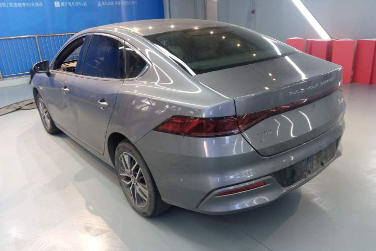 Used BYD Qin PLUS 2023 Champion Edition EV 420KM Leading Model
