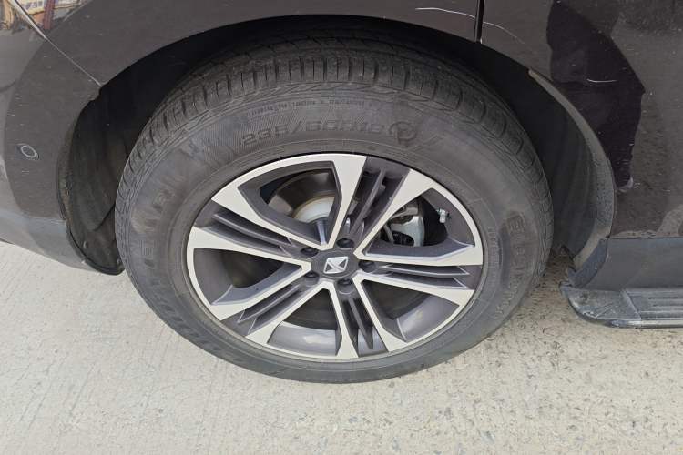 Used BORGWARD BX7 2016 28T Two-Wheel Drive Luxury Version 5 Seats
