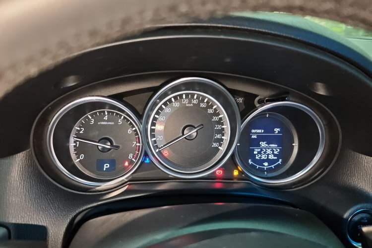 Used Mazda CX-5 2015 2.0L Automatic Two-Wheel Drive Urban Version