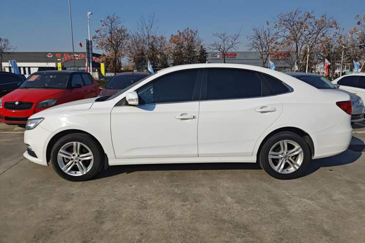 Used Bestune B30 2016 1.6L Automatic 10th Anniversary Edition
