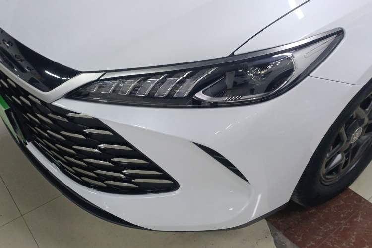 Used BYD Qin PLUS 2025 DM-i Smart Drive 55KM Leading Model