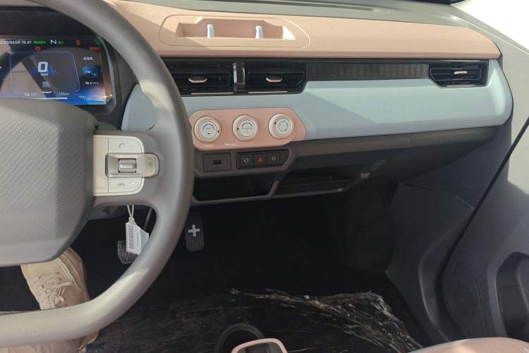 Used Chery QQ Ice Cream 2025 155km Sundae Edition
