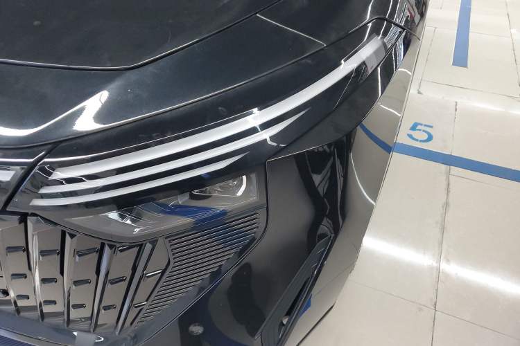 Used Venucia V DD-i 2023 110km iT Version